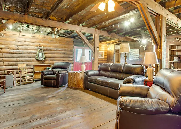 Holiday home Historic Barn/lodge And 3 - 2 Mi From Town Rushville